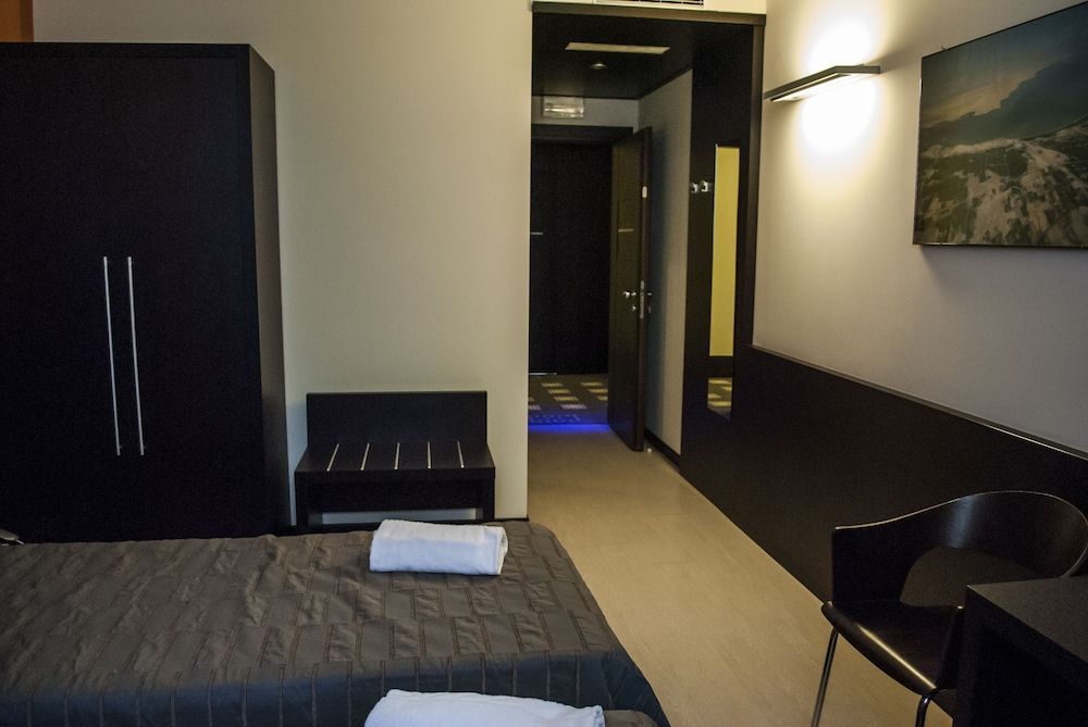 Vercelli Palace Hotel Comfort Double Room Single Use 4