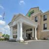 Holiday Inn Express & Suites Greenfield by IHG