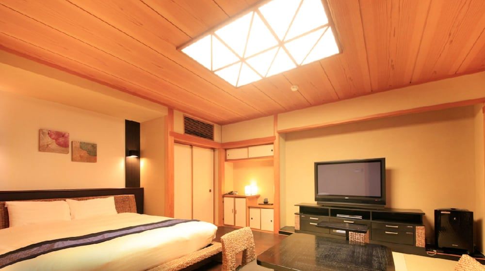 Double Room (Japanese and Western Style)