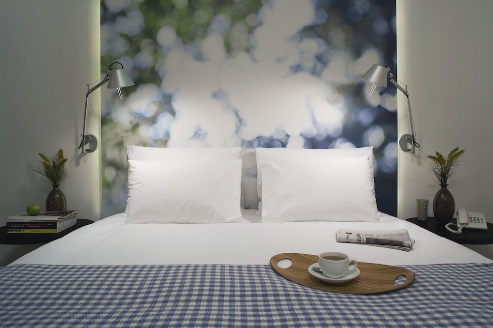 The Rothschild 71 Residence Suite 3