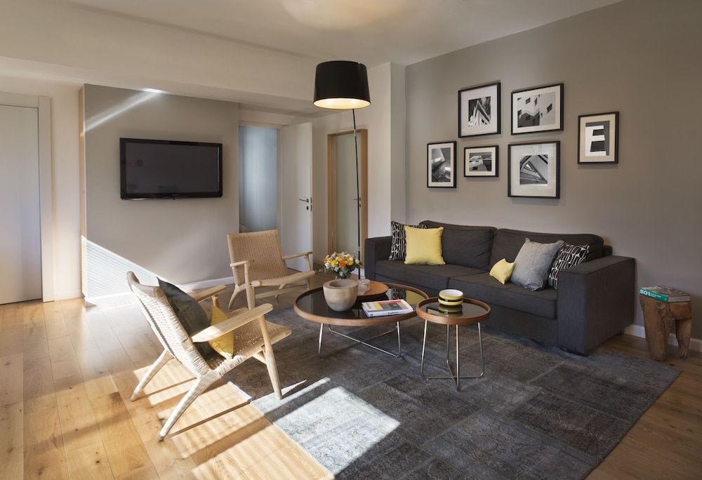 The Rothschild 71 Residence Suite 7