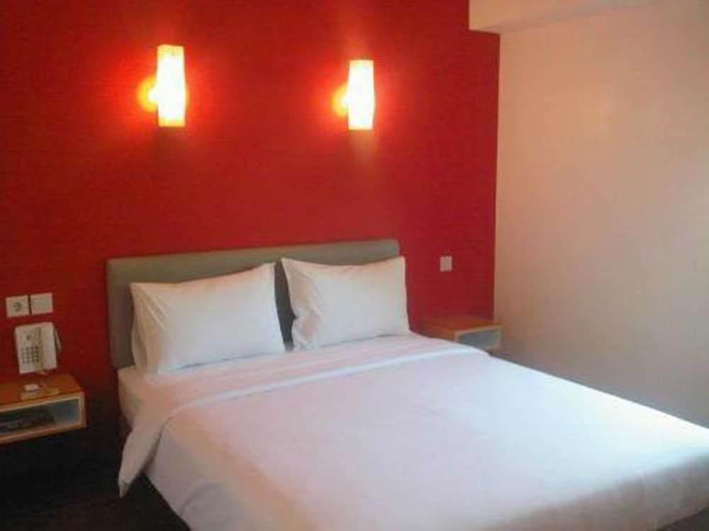 Amaris Hotel Thamrin City - Jakarta Smart Room Queen 3