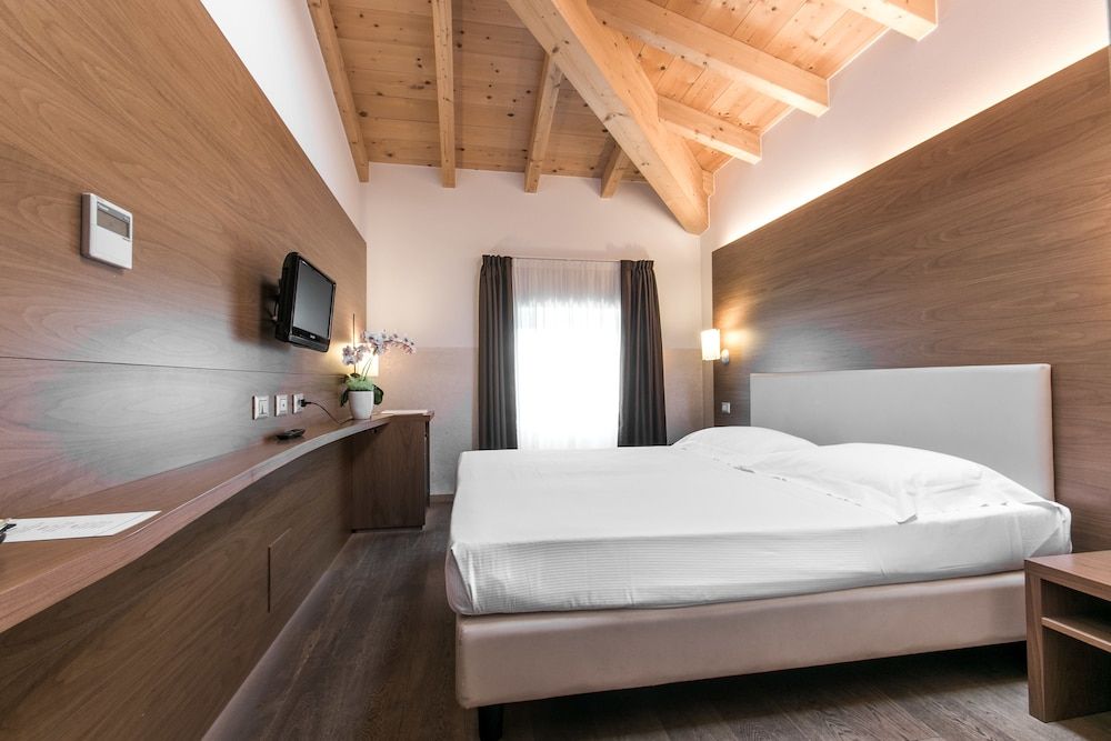 Hotel Opera' Double Room