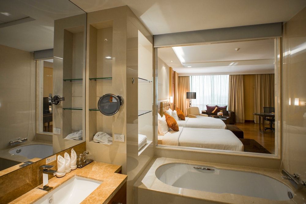 undefined The Grand Fourwings Convention Hotel 6