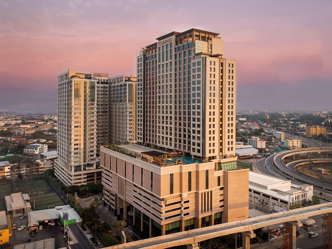 undefined The Grand Fourwings Convention Hotel 3
