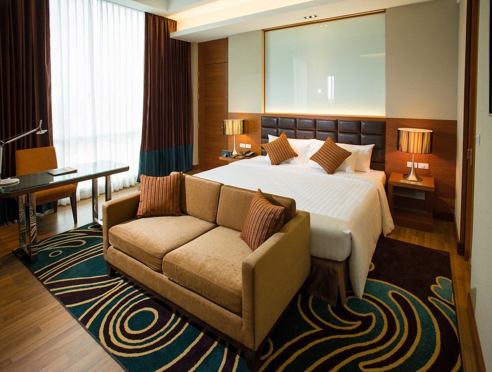 undefined The Grand Fourwings Convention Hotel 8