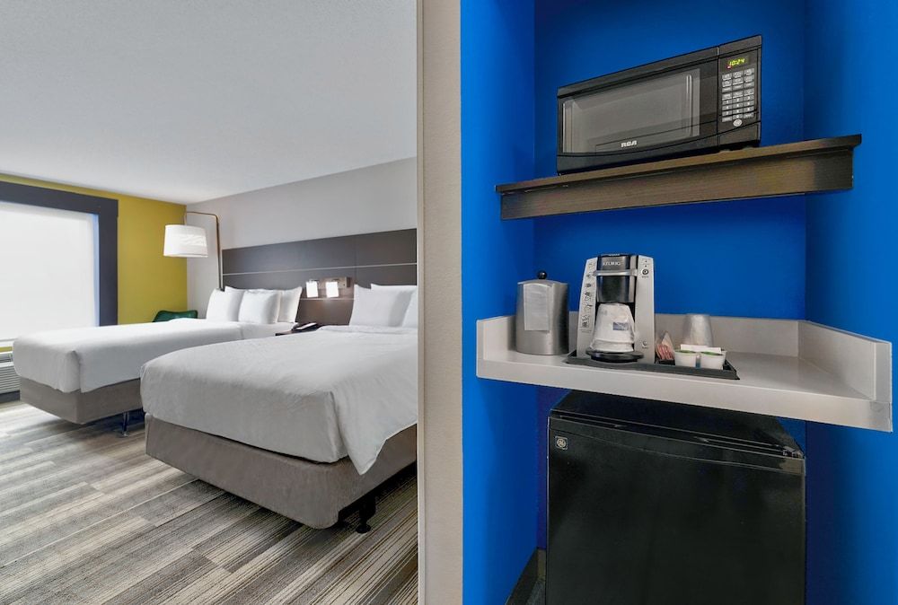Standard Room, 2 Queen Beds, Accessible (Communications)