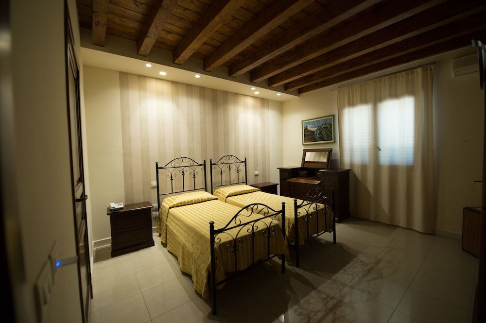 Hotel Aliai Panoramic Double or Twin Room, 1 Bedroom, Smoking, Sea View 6