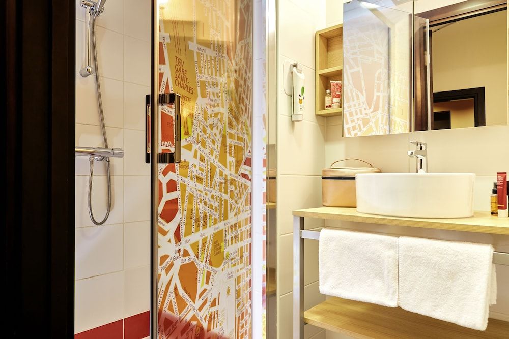 ibis Styles Marseille Gare Saint-Charles Standard Room, 2 Twin Beds 5