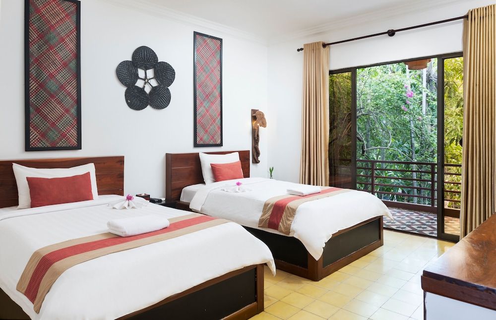 La Niche d Angkor Boutique Hotel Deluxe Twin Room, Pool View 11