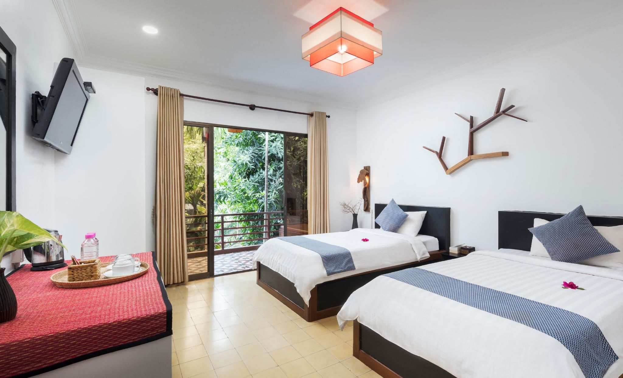 La Niche d Angkor Boutique Hotel Deluxe Pool View Twin Bed