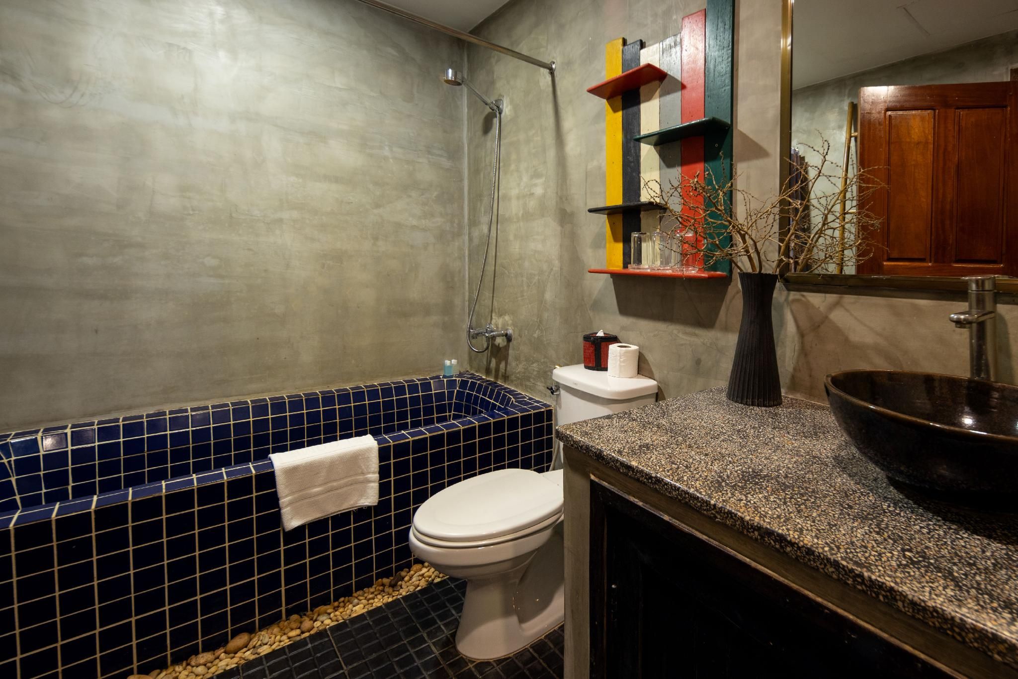 La Niche d Angkor Boutique Hotel Deluxe Pool View Twin Bed 3