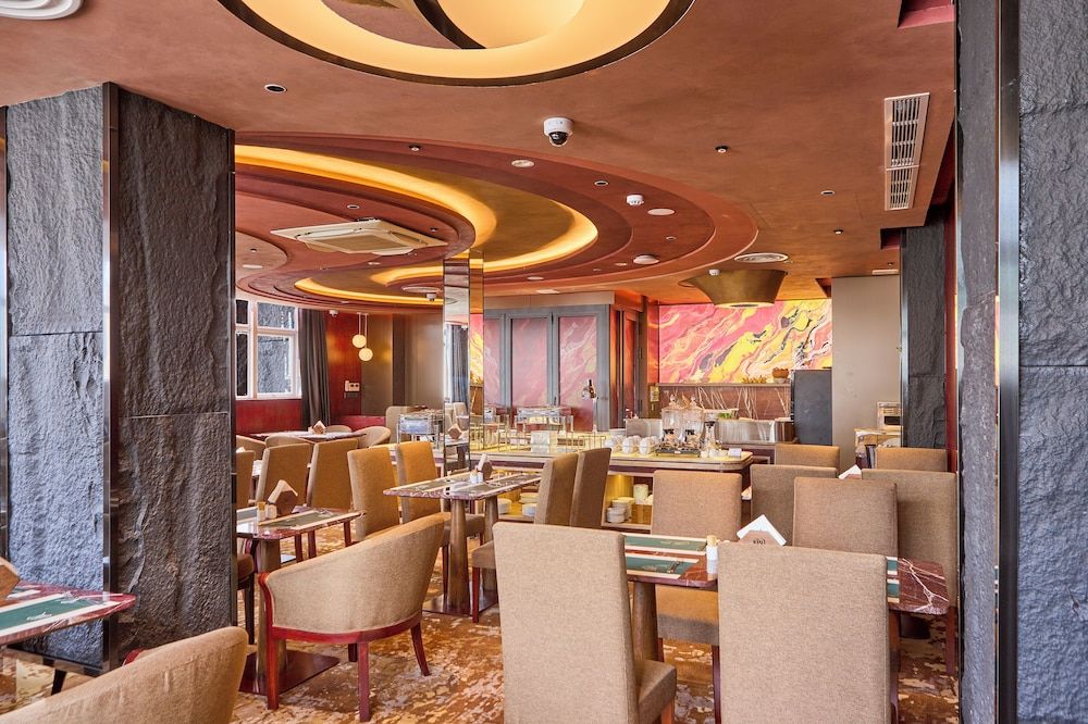 undefined Kin Hotel Ly Tu Trong 10