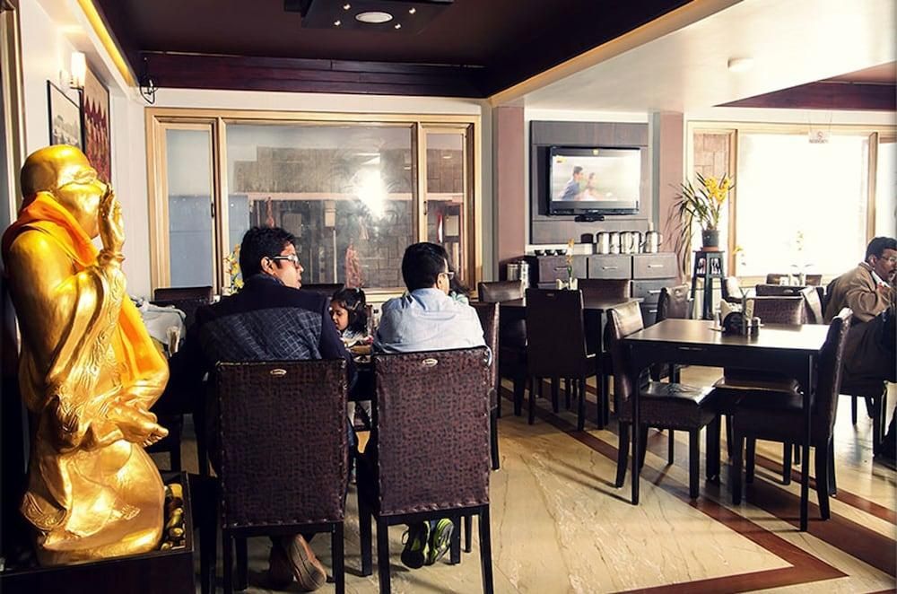 undefined Hotel Jagjeet 9