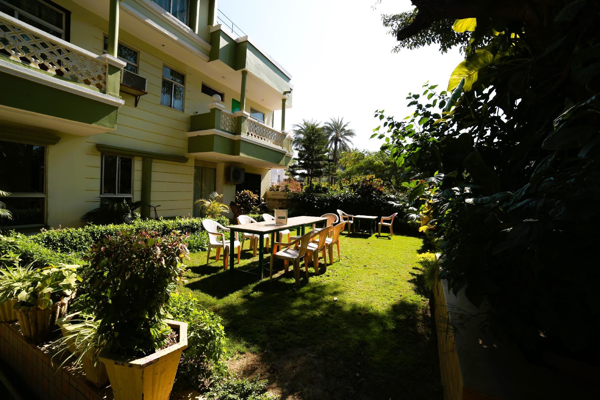 undefined Hotel Vishram 4