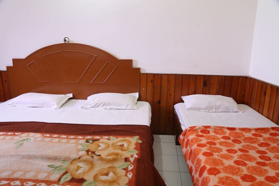 Deluxe Triple Bedroom