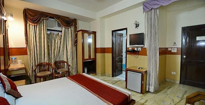 Hotel SPB 87 near Karol Bagh Metro Station Deluxe Double Room 5