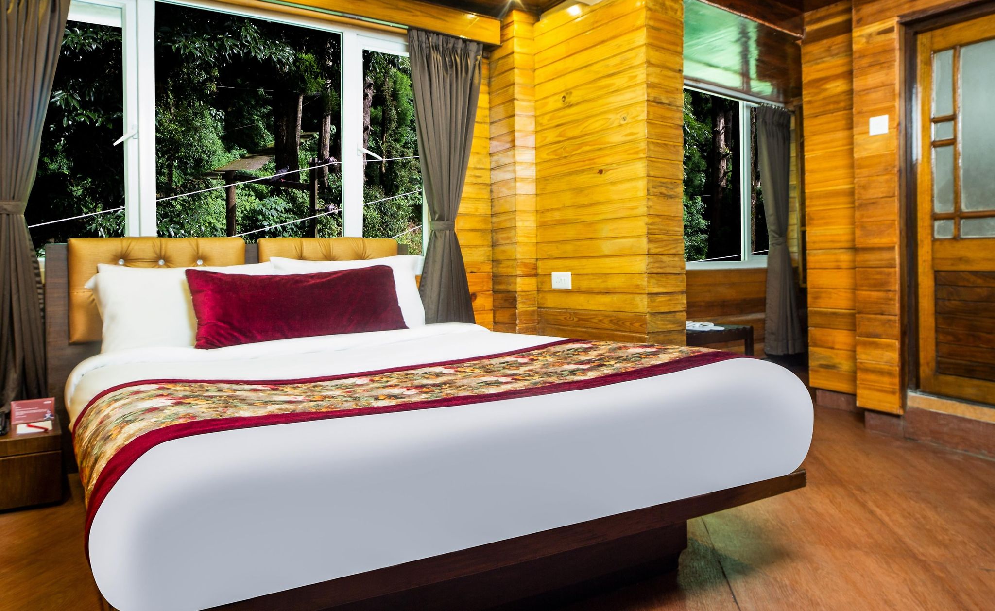 Summit Grace Hotel Deluxe Room 2