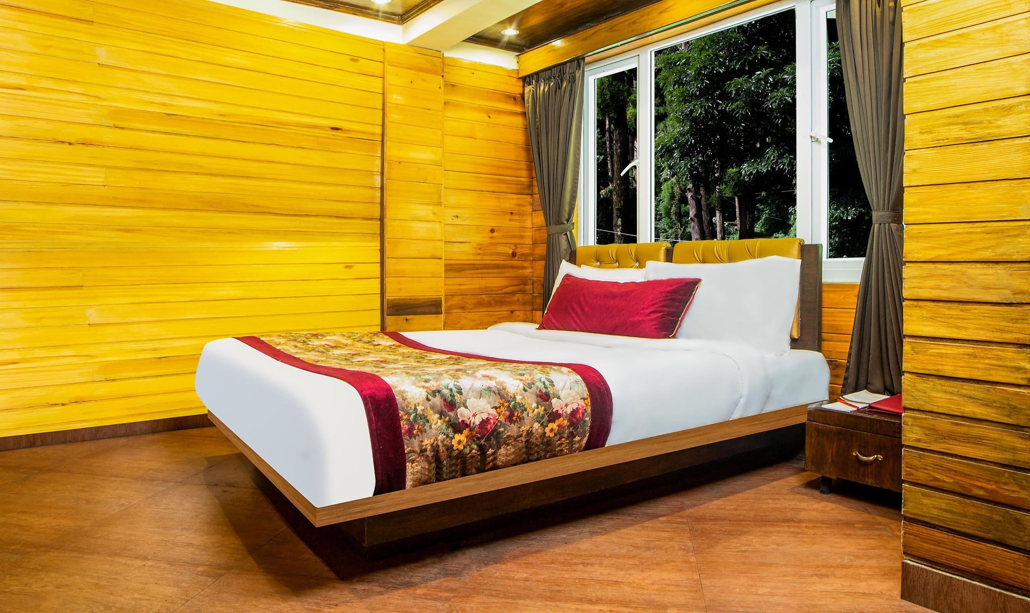 Summit Grace Hotel Deluxe Kanchenjunga View Room with Balcony 13