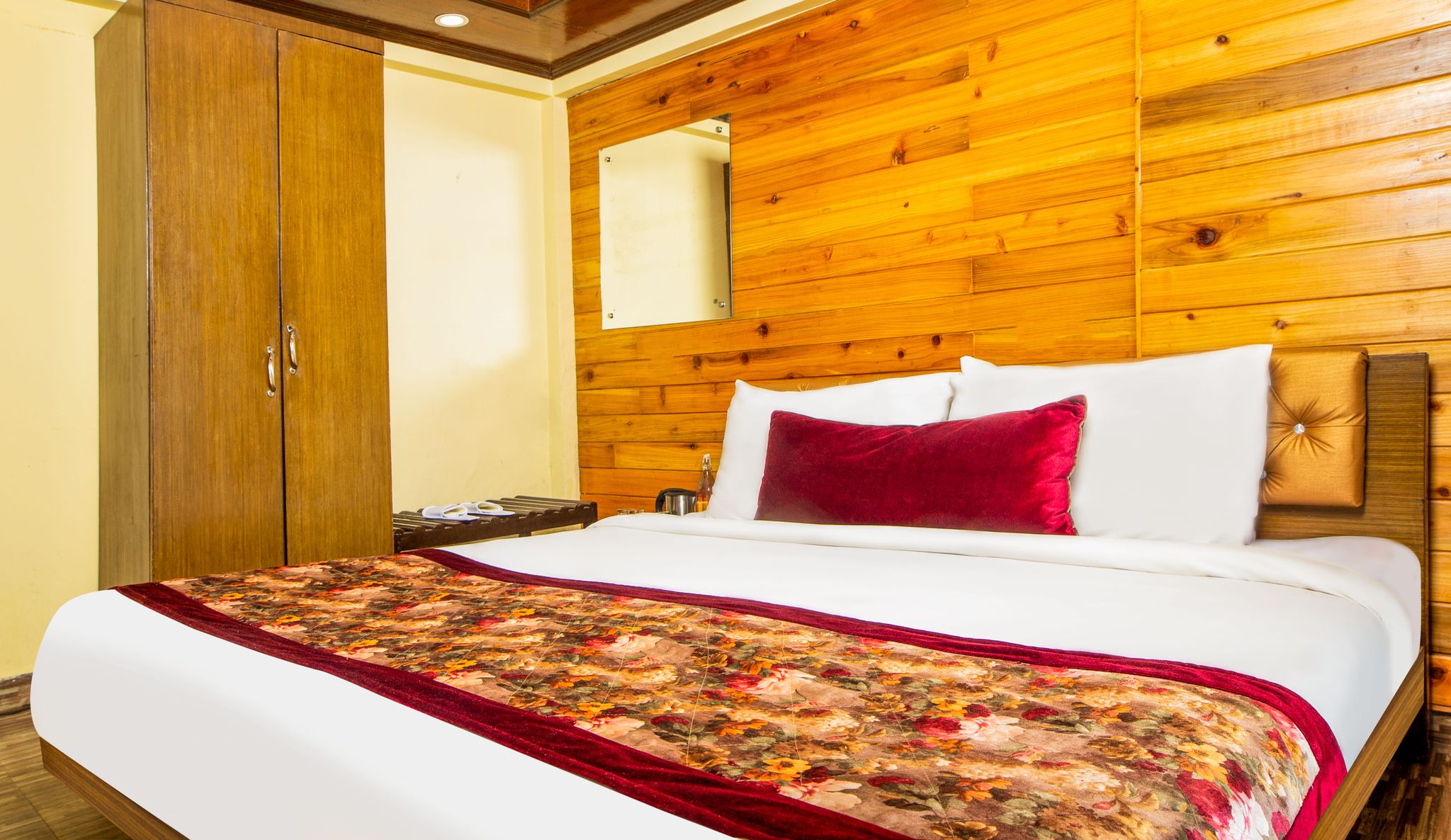 Summit Grace Hotel Deluxe Kanchenjunga View Room with Balcony 3