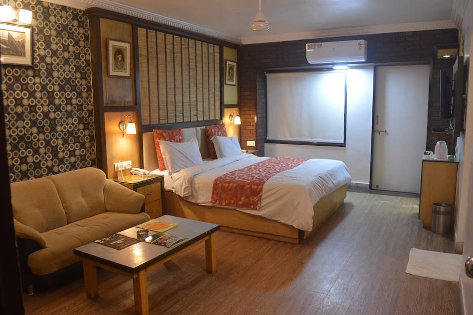 Super Deluxe Room With Private Balcony