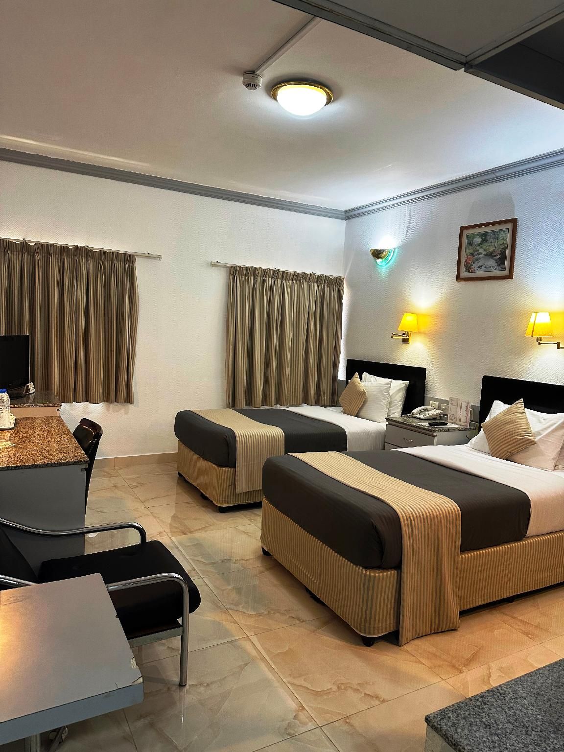 undefined Grand Astoria Hotel 7