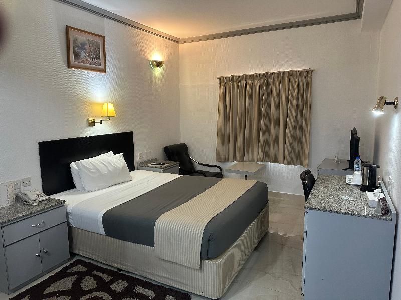 undefined Grand Astoria Hotel 6