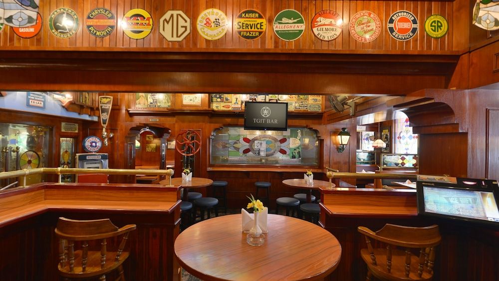 undefined Grand Astoria Hotel 5