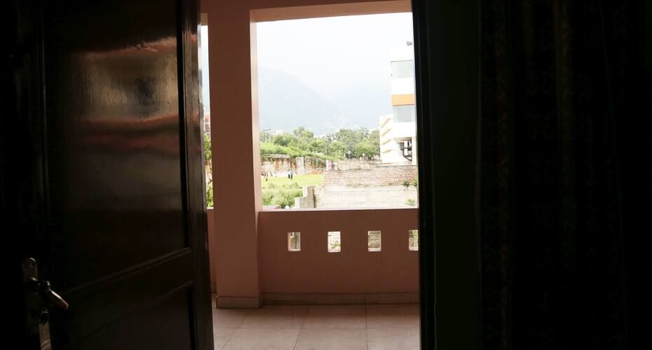 undefined HOTEL PREM INTERNATIONAL 3