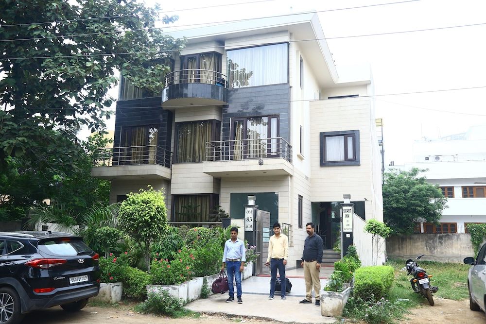 undefined Smart Inn 1 7