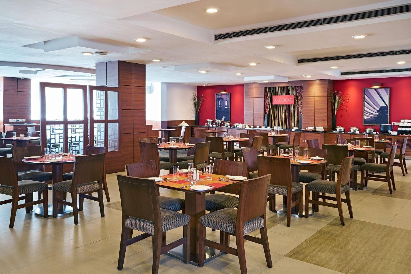 Food & Dining
