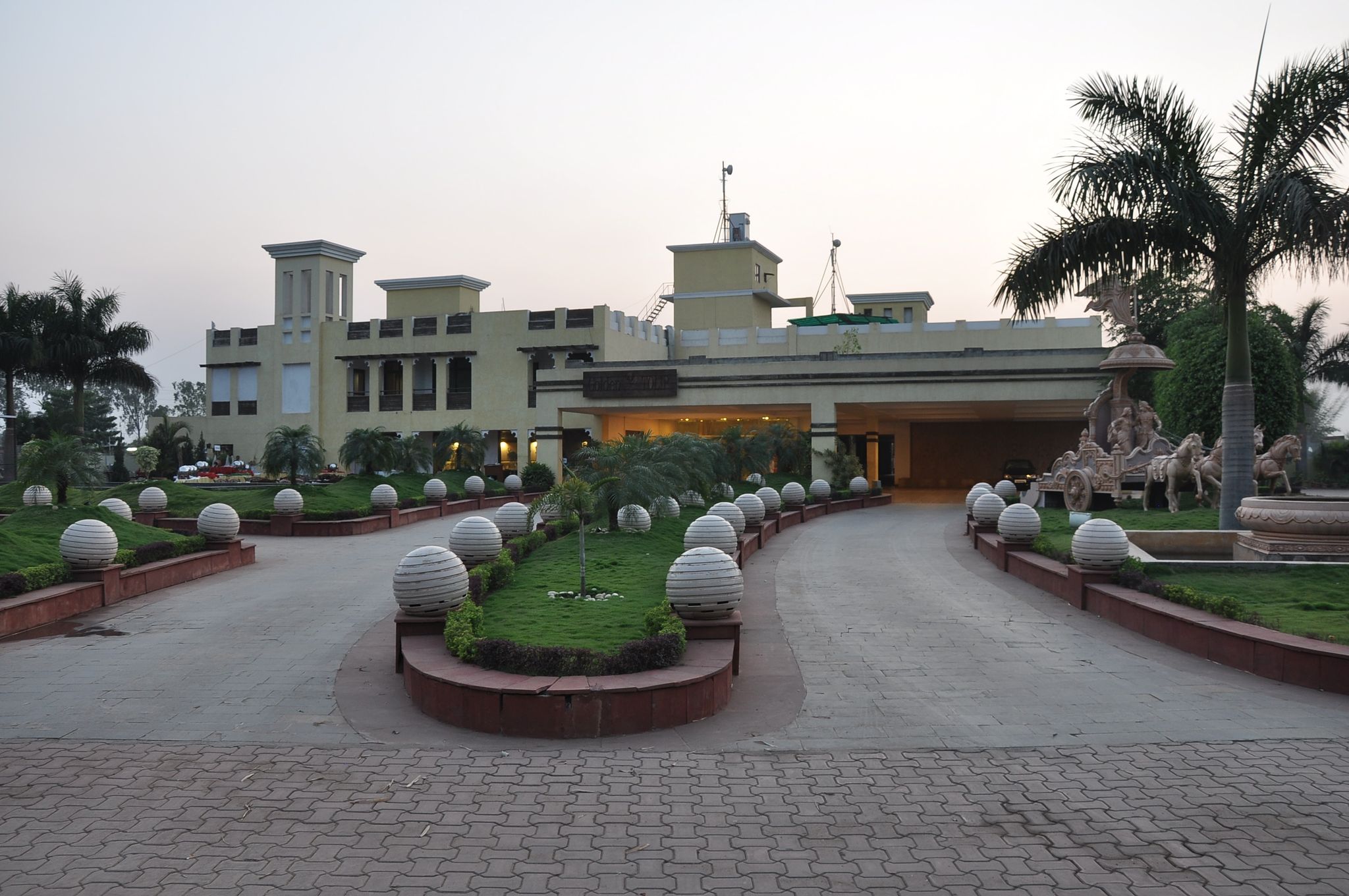 undefined Hotel Grand Imperia 6