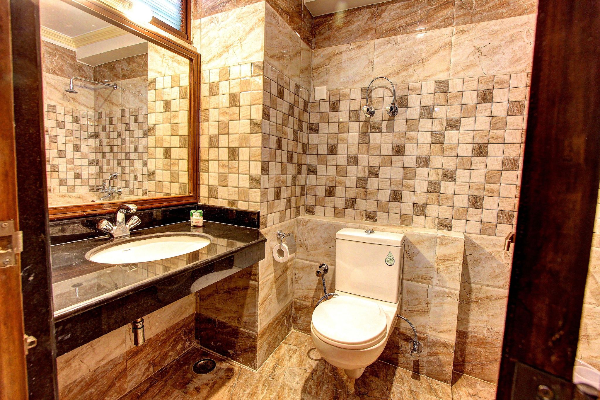 Deluxe Room with Mountain View