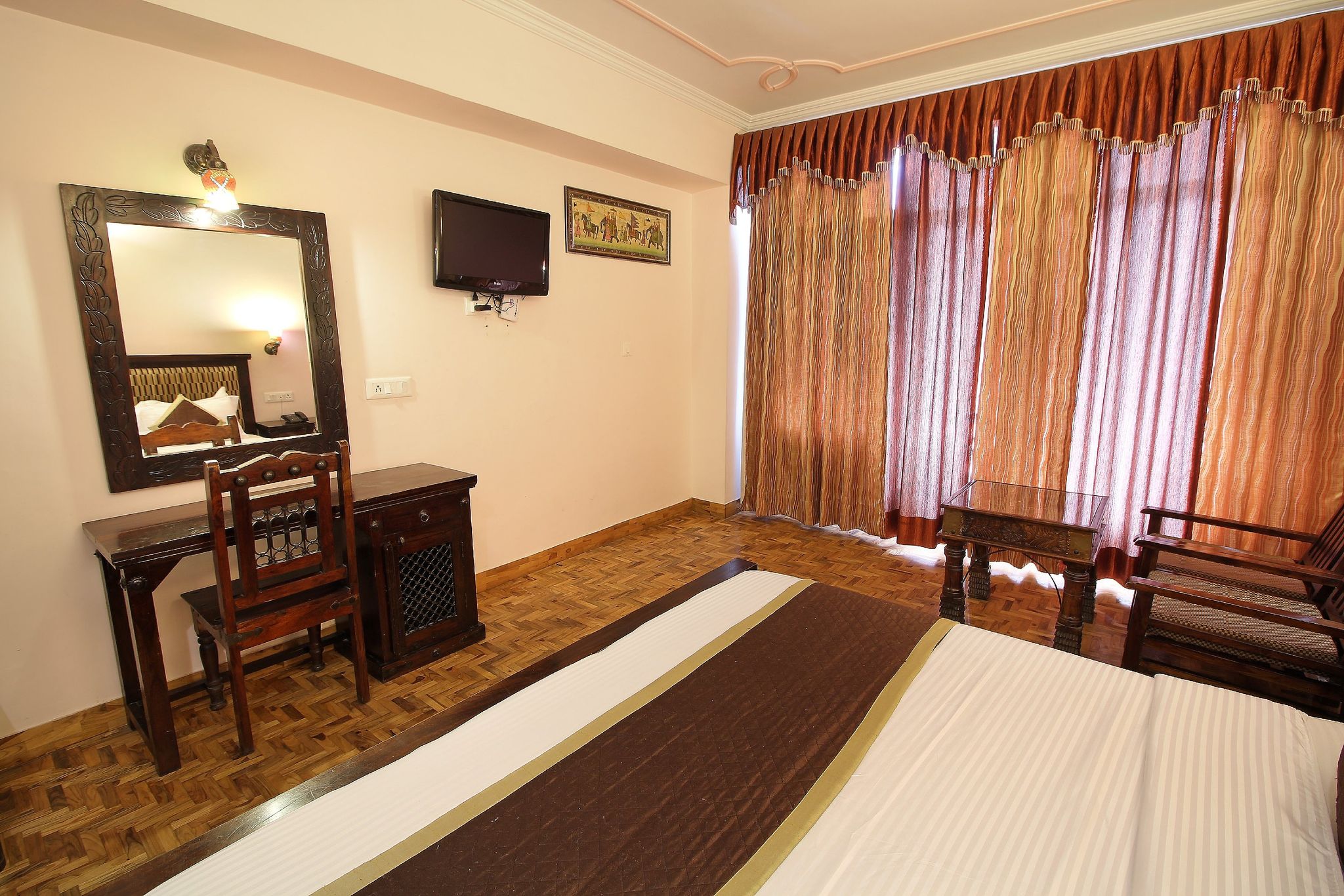 Deluxe Room with Mountain View