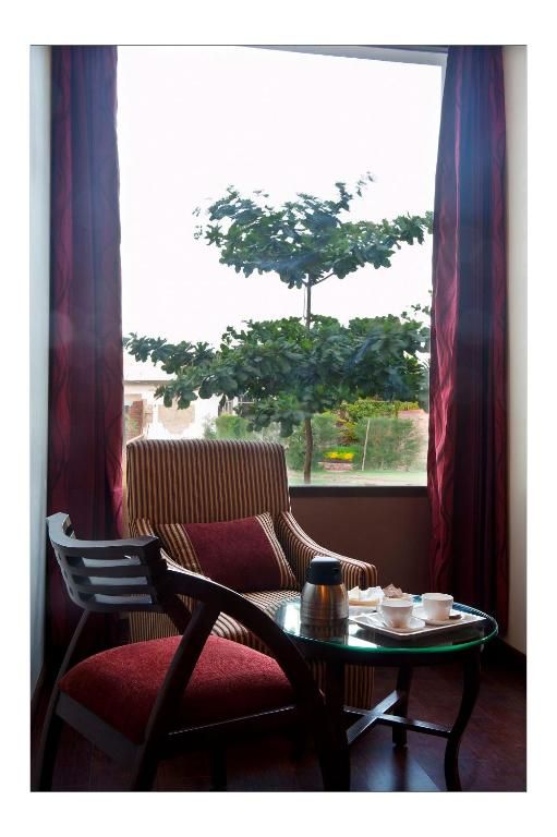 Deluxe Garden Facing