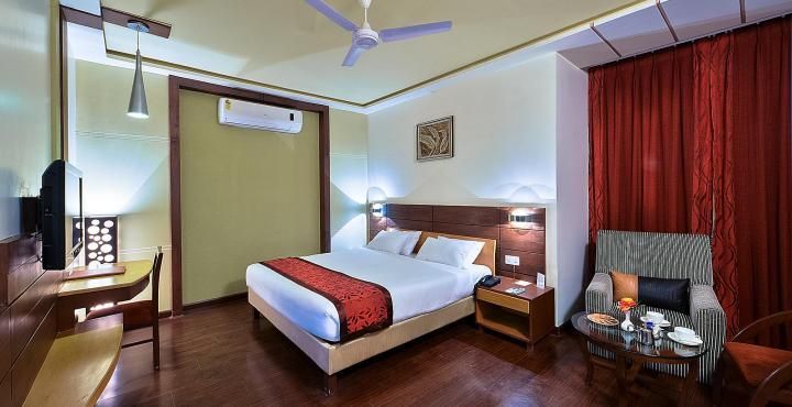 Lariya Resort Deluxe Room 5