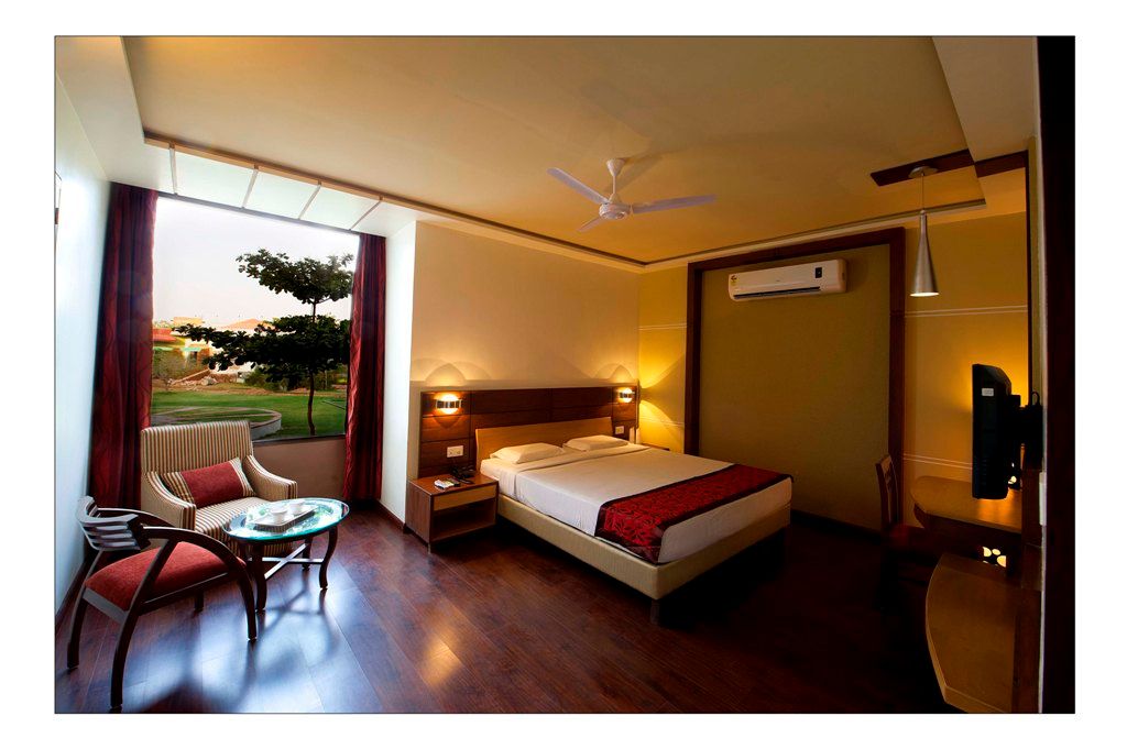 Lariya Resort Deluxe Room 2