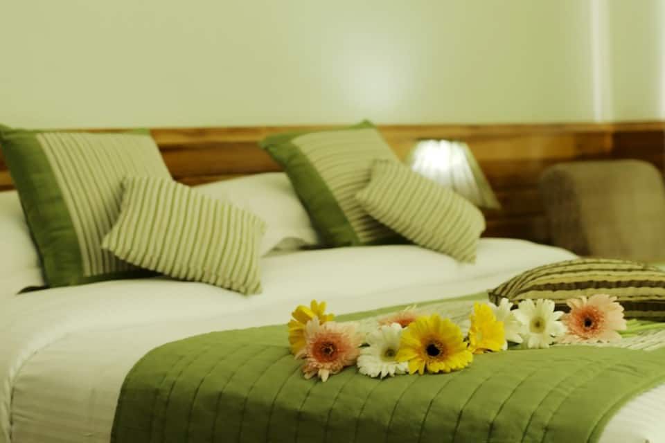 JJ Resort By Vivaan Deluxe Room 4