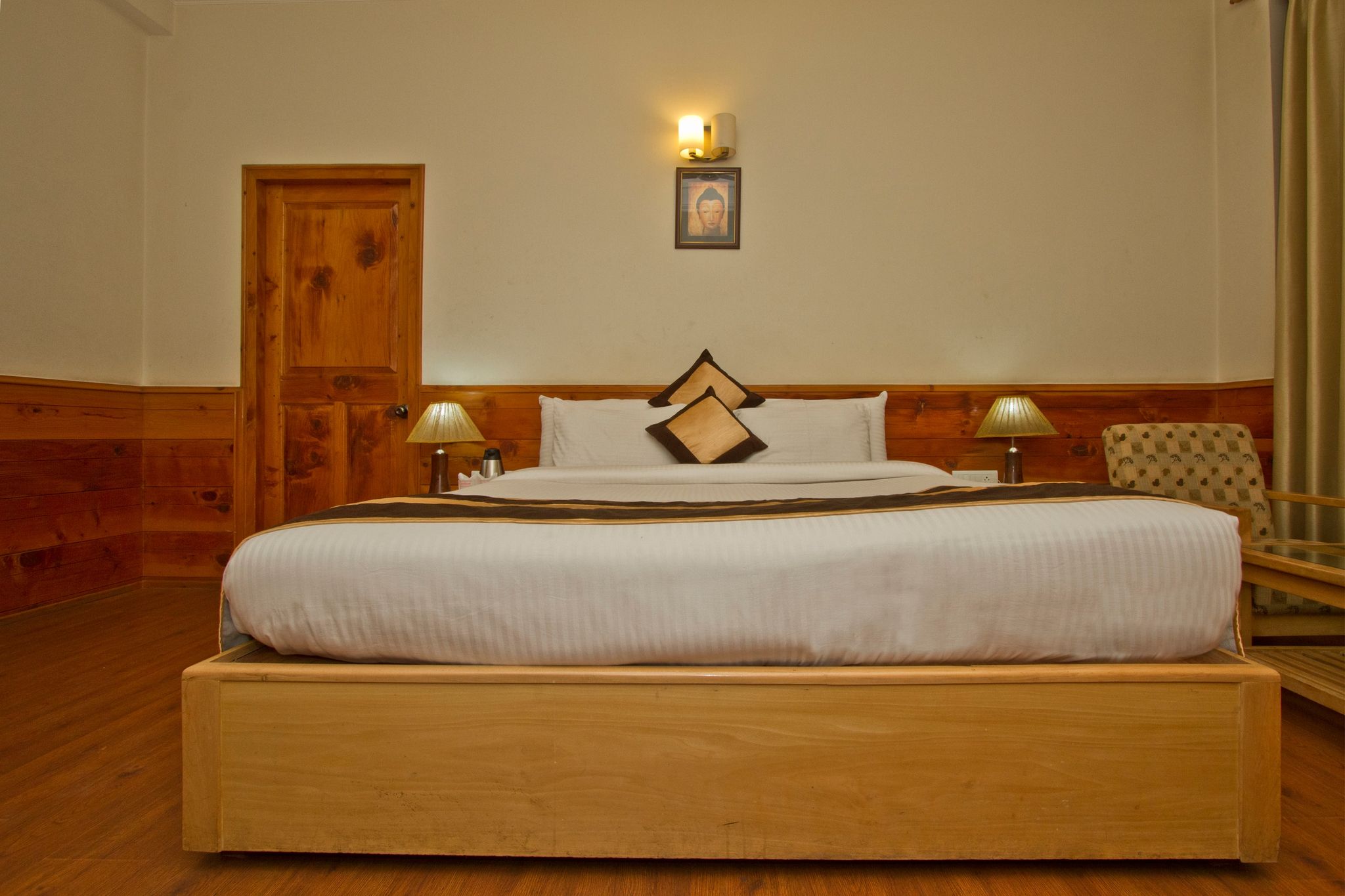 JJ Resort By Vivaan Deluxe Room 3