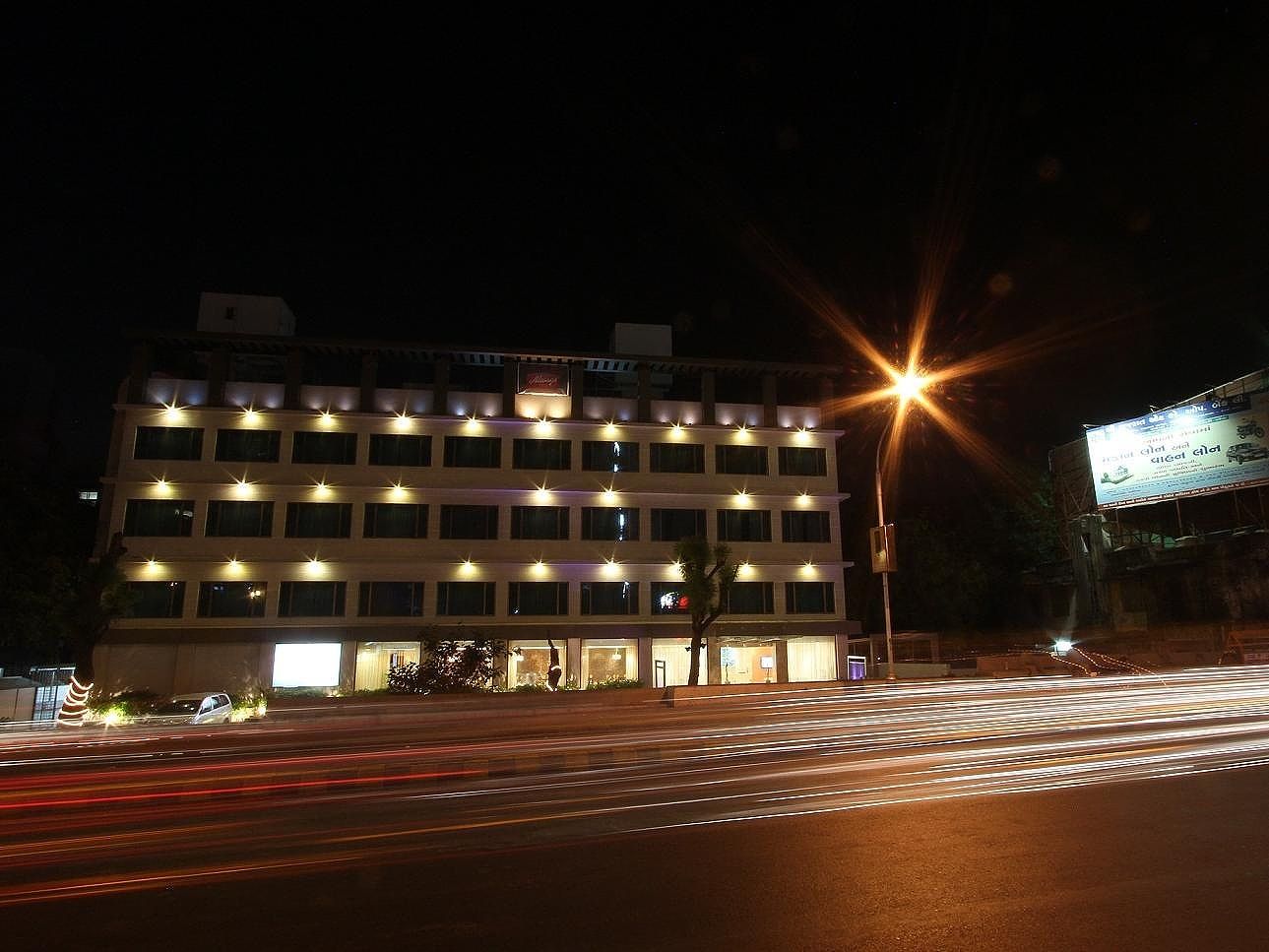 undefined Riverview Hotel 8