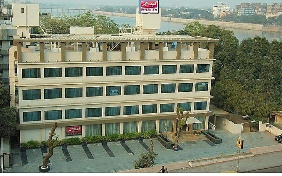 undefined Riverview Hotel 9