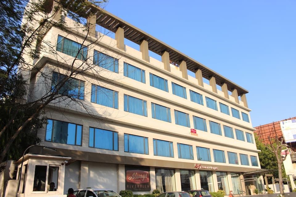 undefined Riverview Hotel 7