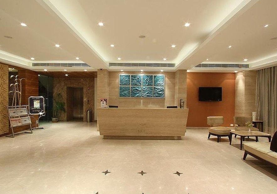 undefined Riverview Hotel 3