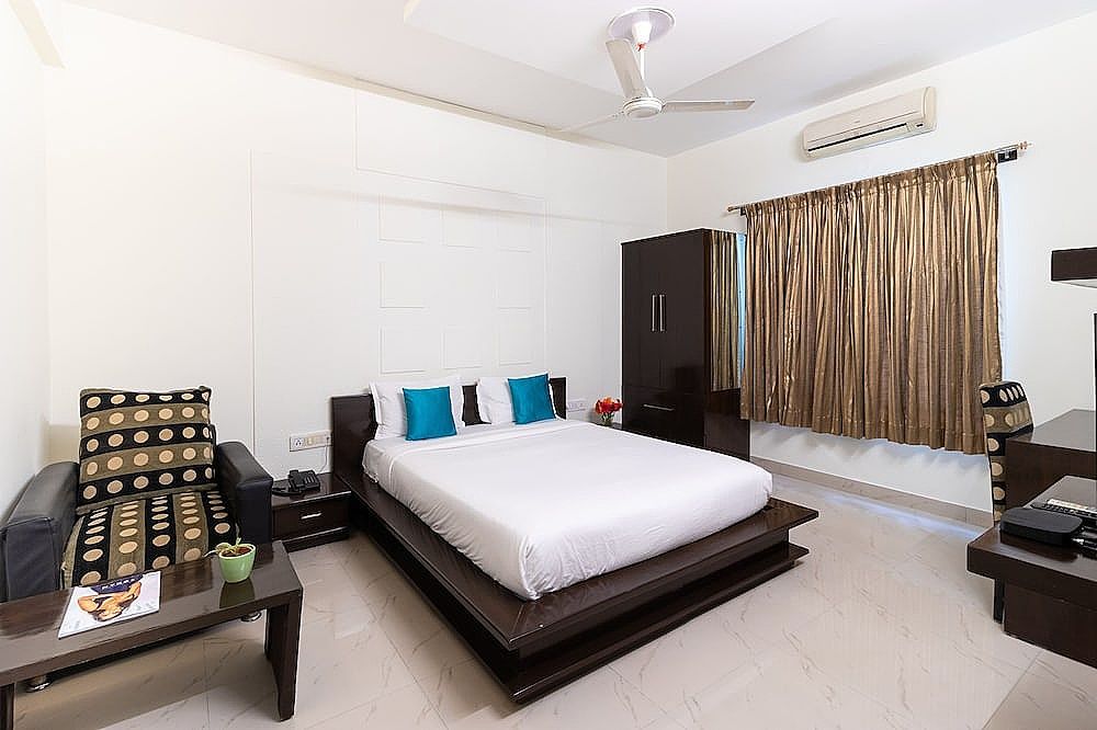 Sanctum Suites Domlur Bangalore Deluxe Queen Room 12