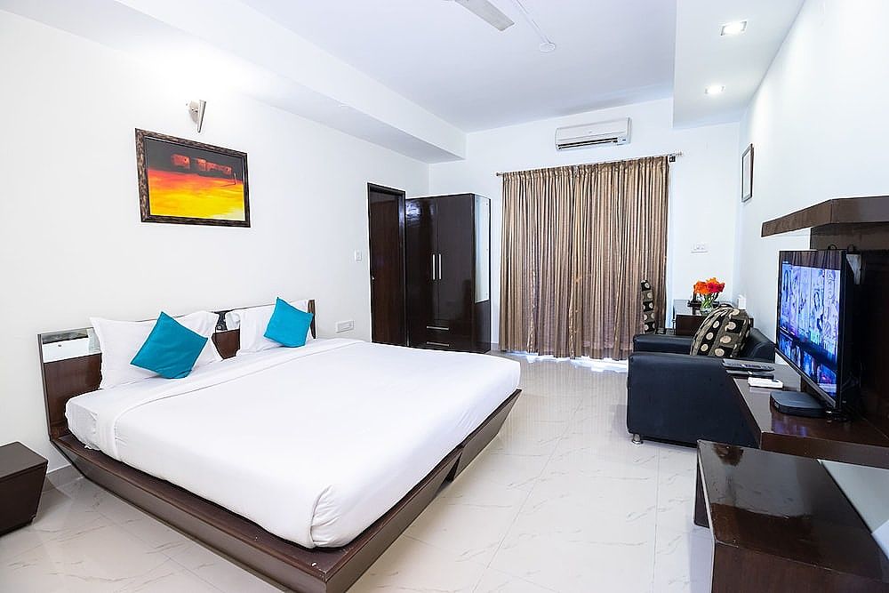 Sanctum Suites Domlur Bangalore Deluxe Queen Room 11