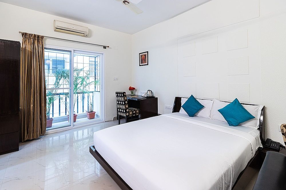 Sanctum Suites Domlur Bangalore Deluxe Queen Room 10