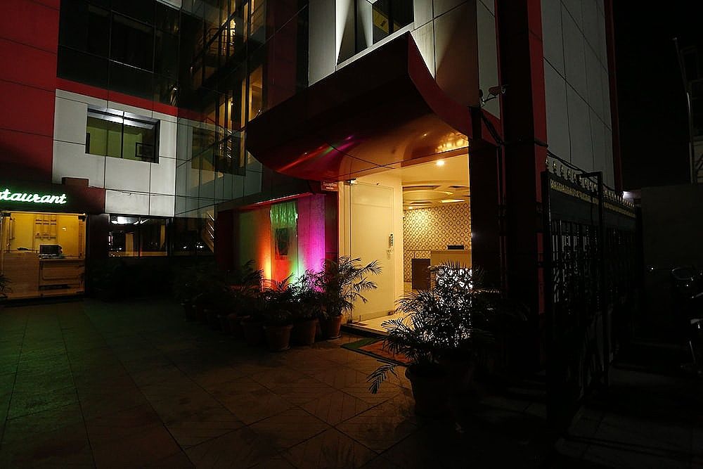 undefined FabHotel Prime Sanket Inn 8