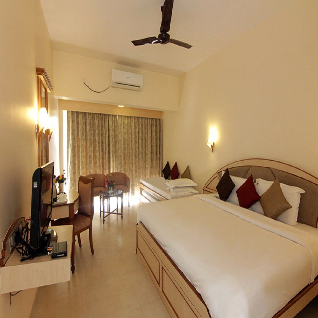 Blue Country Resort Deluxe Room 8