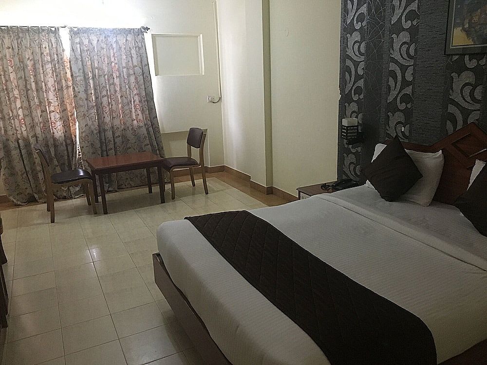 The Gold Palace & Resort Deluxe Room 11