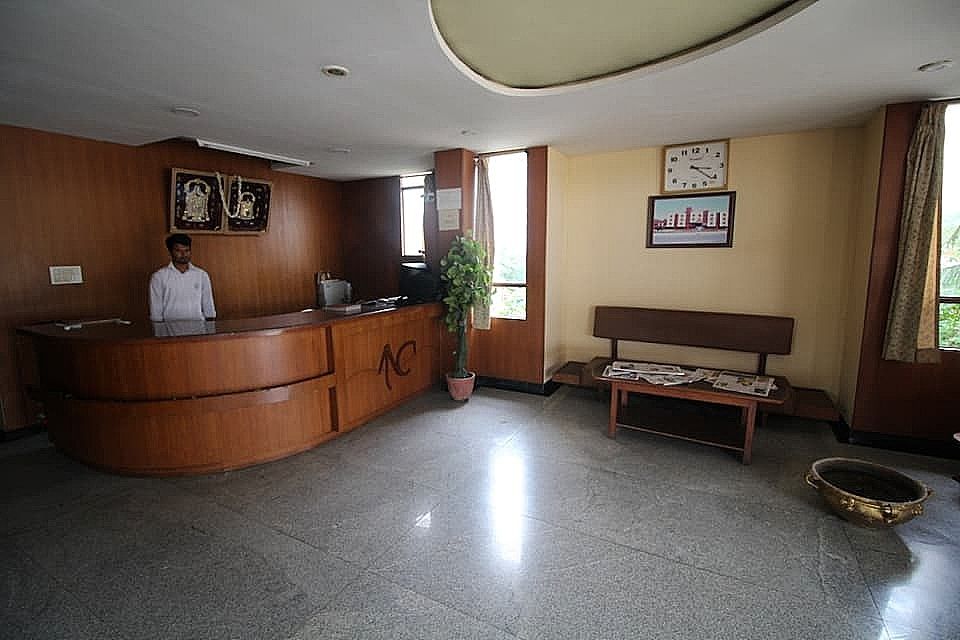 undefined Narayana Comforts 8